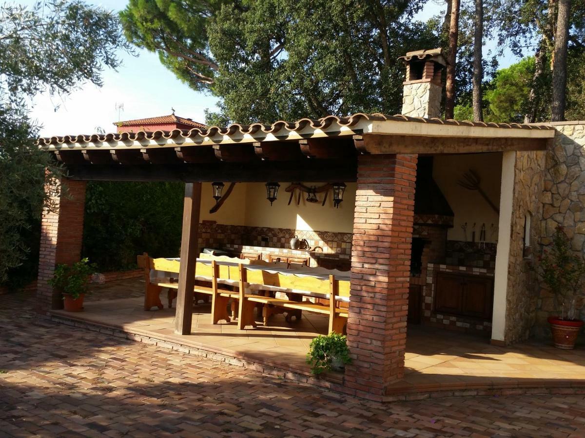 Villa Fabiola Fogas de Tordera Экстерьер фото